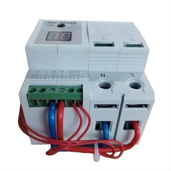 AC SPD T2 Type Surge Protector Power Switch Lightning Arrester Circuit Breaker for Protection Against Surge Spikes